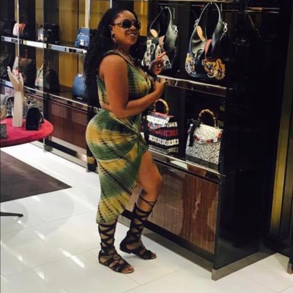 Belts. Can be sold separately. $350 each - Picture 4 of 5